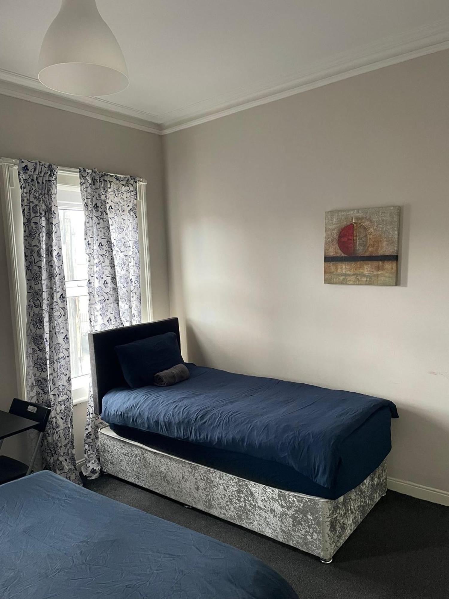 Superb Triple Room Near Croke Park - 2, Dublin
